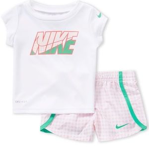 Nike Baby Girl Athletic 2 Piece Set - Short Sleeve + Shorts Size 24 Months NWT